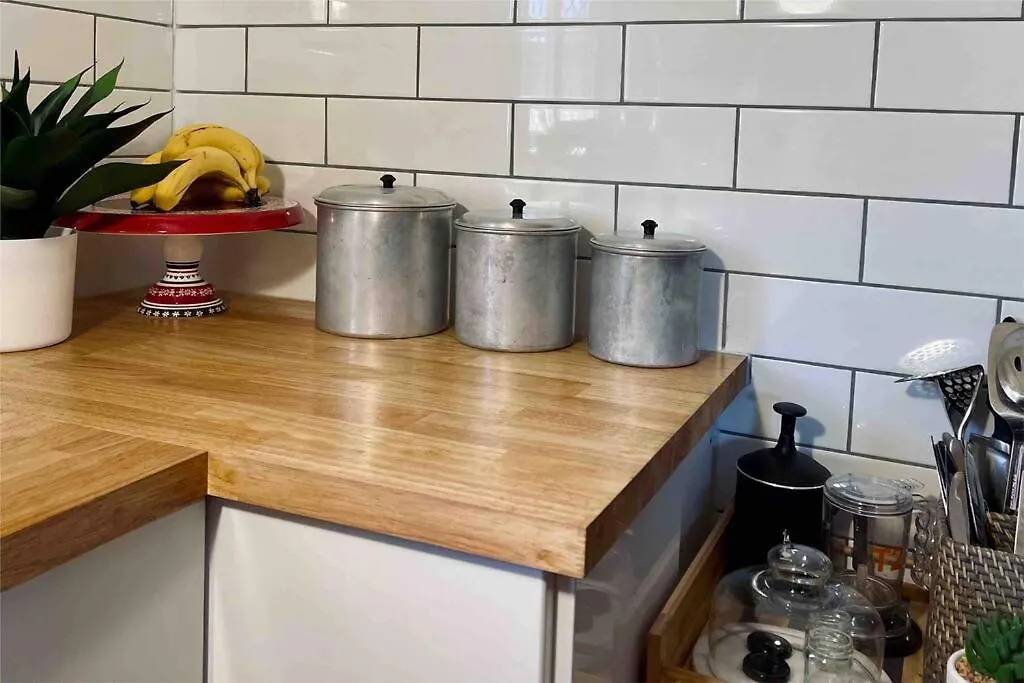 Holiday home Barn Cottage Granite Belt Tiny Town Stay Wallangarra